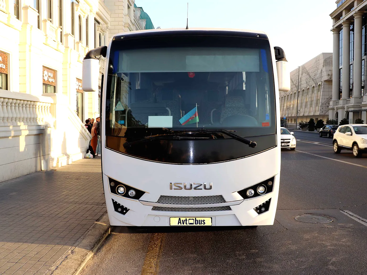 Isuzu Novo Ultra